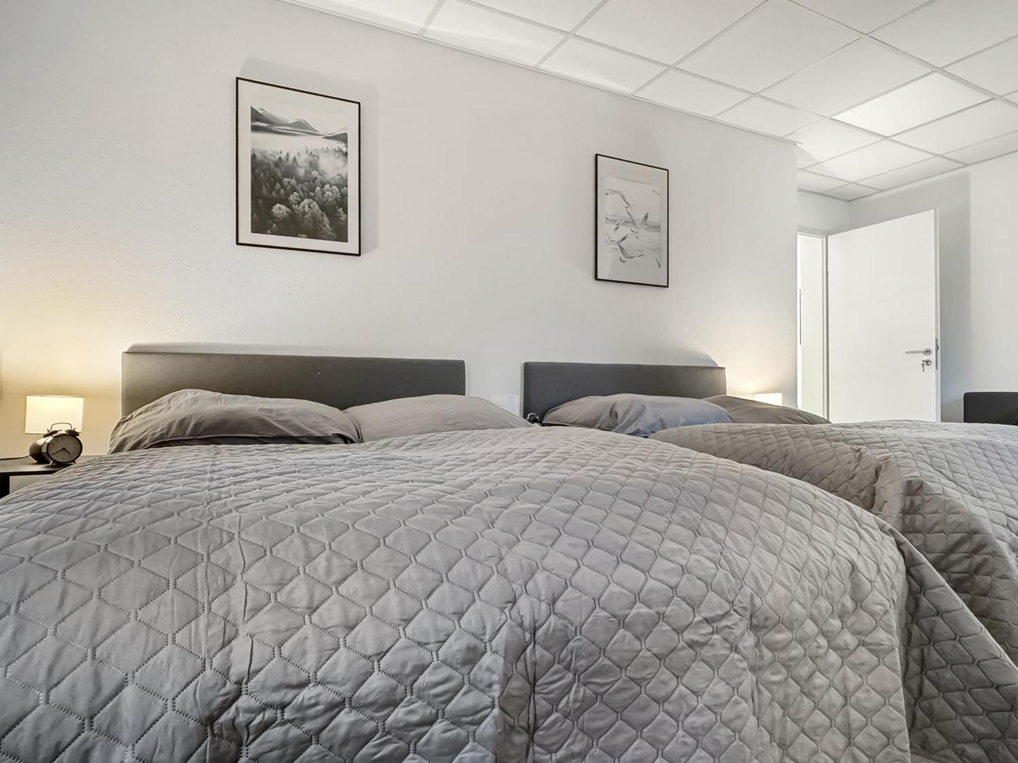 Group Friendly Comfort Central Stuttgart Apartment Exterior photo