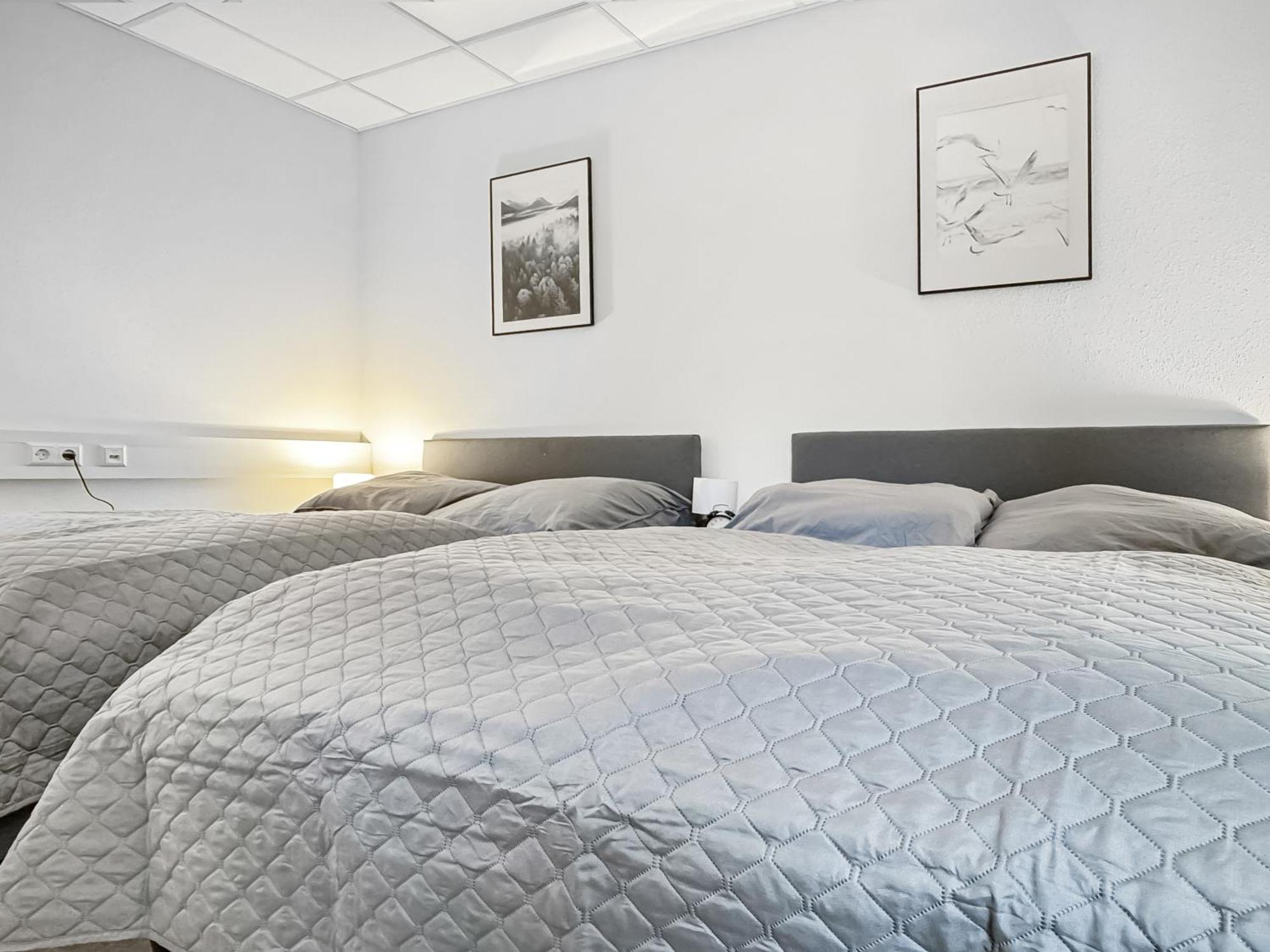 Group Friendly Comfort Central Stuttgart Apartment Exterior photo