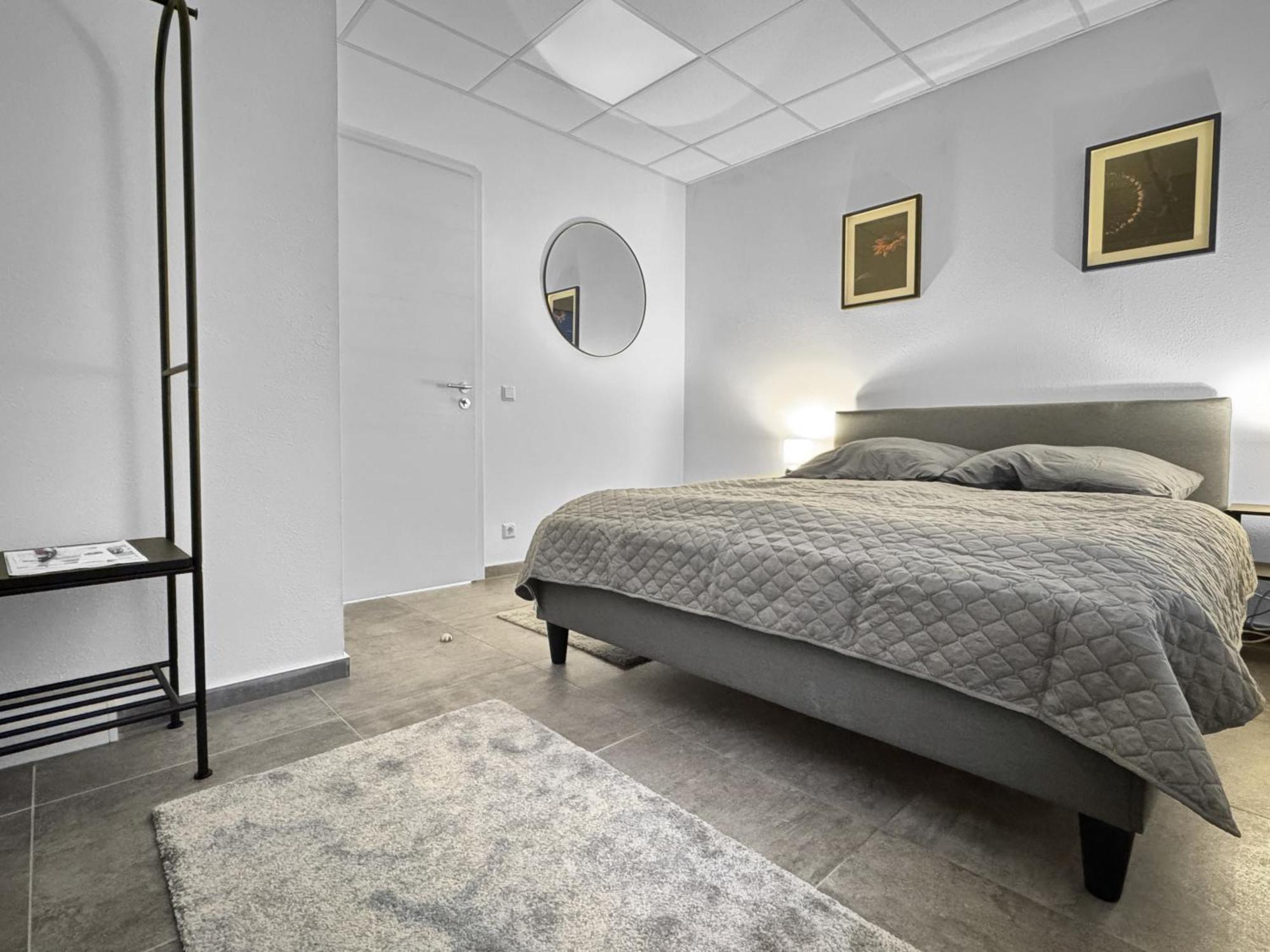 Group Friendly Comfort Central Stuttgart Apartment Exterior photo