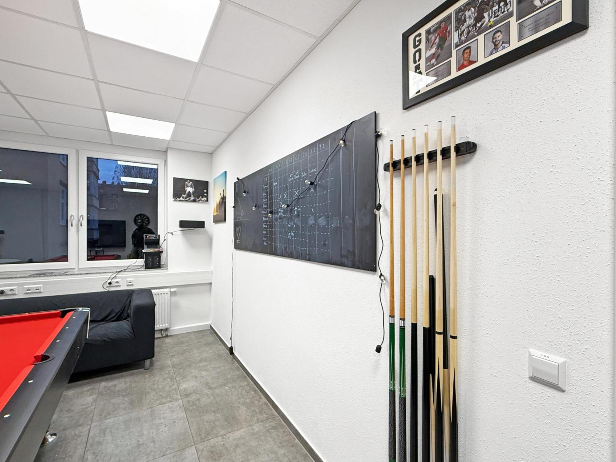 Group Friendly Comfort Central Stuttgart Apartment Exterior photo