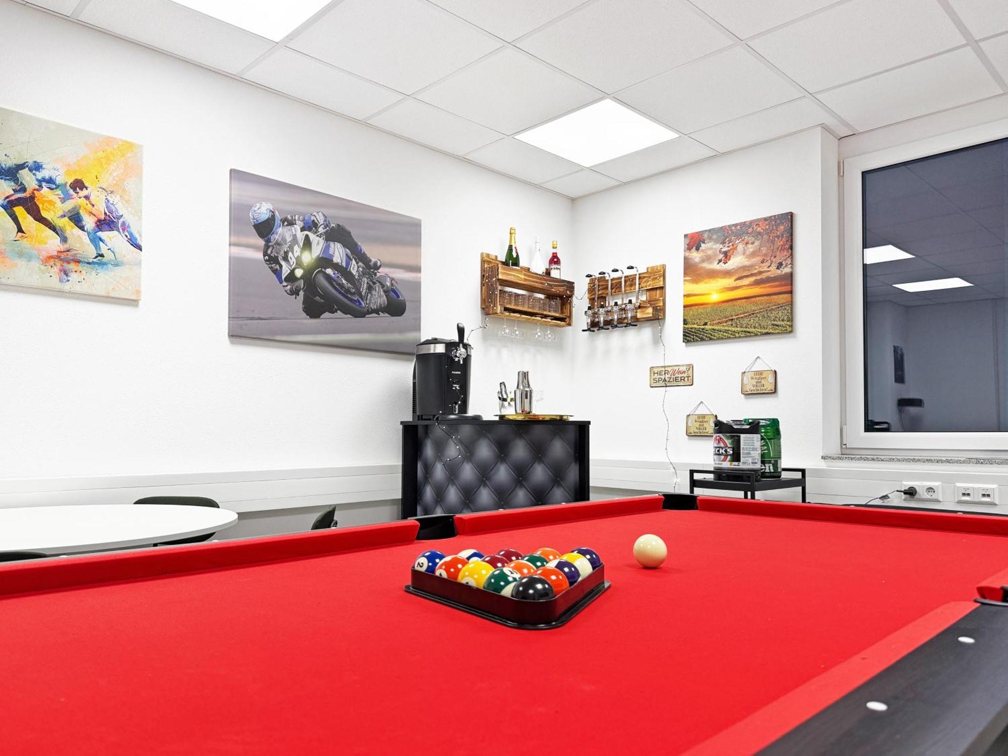 Group Friendly Comfort Central Stuttgart Apartment Exterior photo